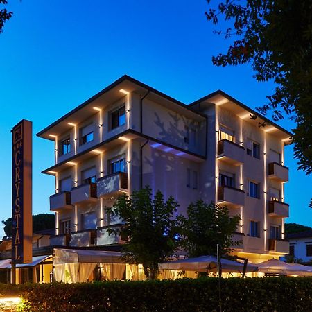 Hotel Crystal Марина-ді-П'єтразанта Екстер'єр фото